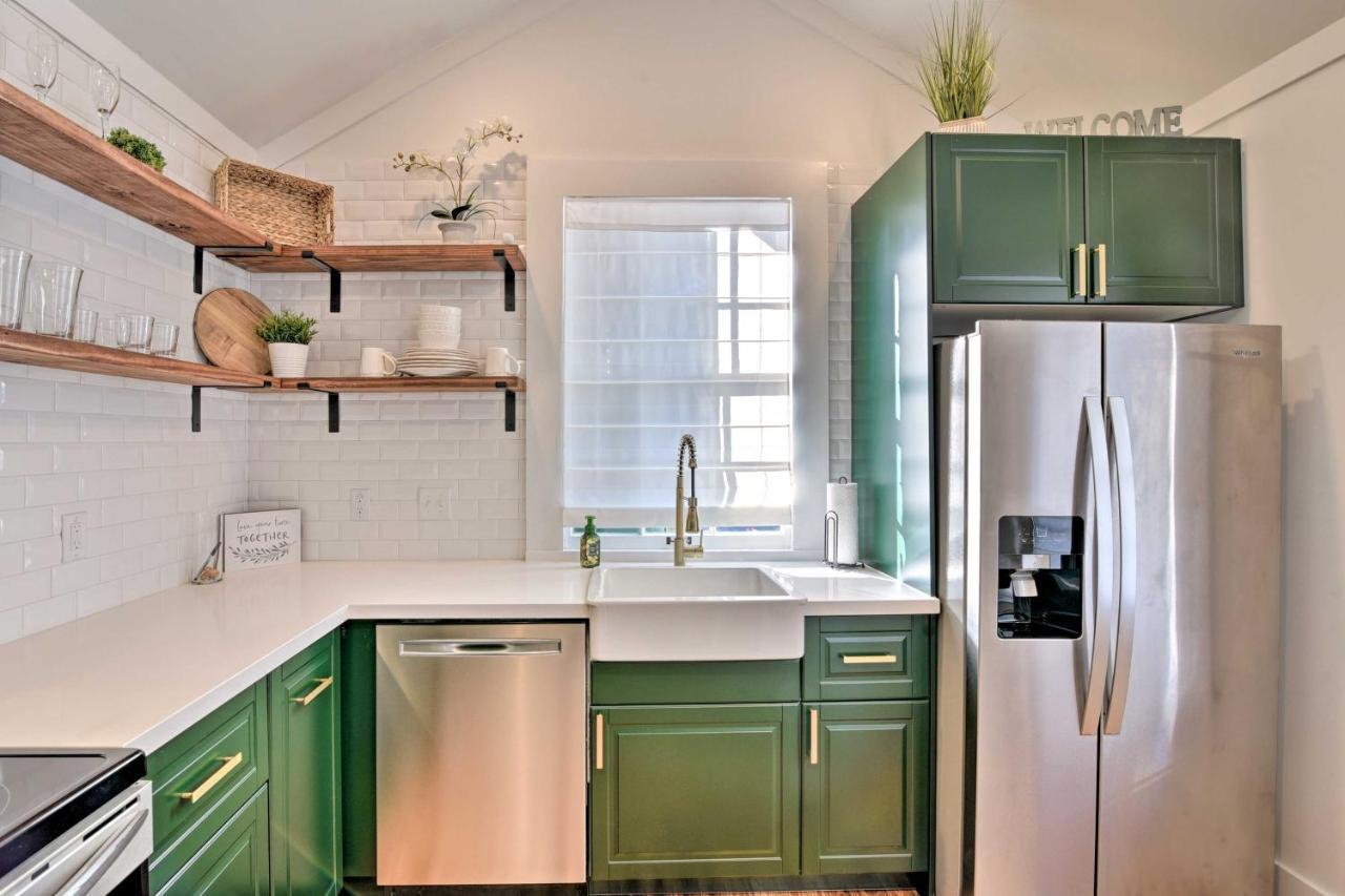 Bright Galveston Cottage Close To Beach And Strand Eksteriør bilde