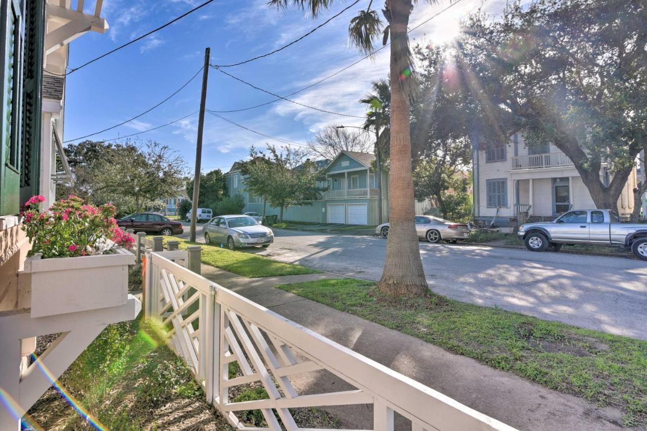 Bright Galveston Cottage Close To Beach And Strand Eksteriør bilde