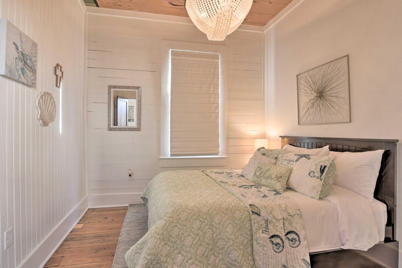 Bright Galveston Cottage Close To Beach And Strand Eksteriør bilde